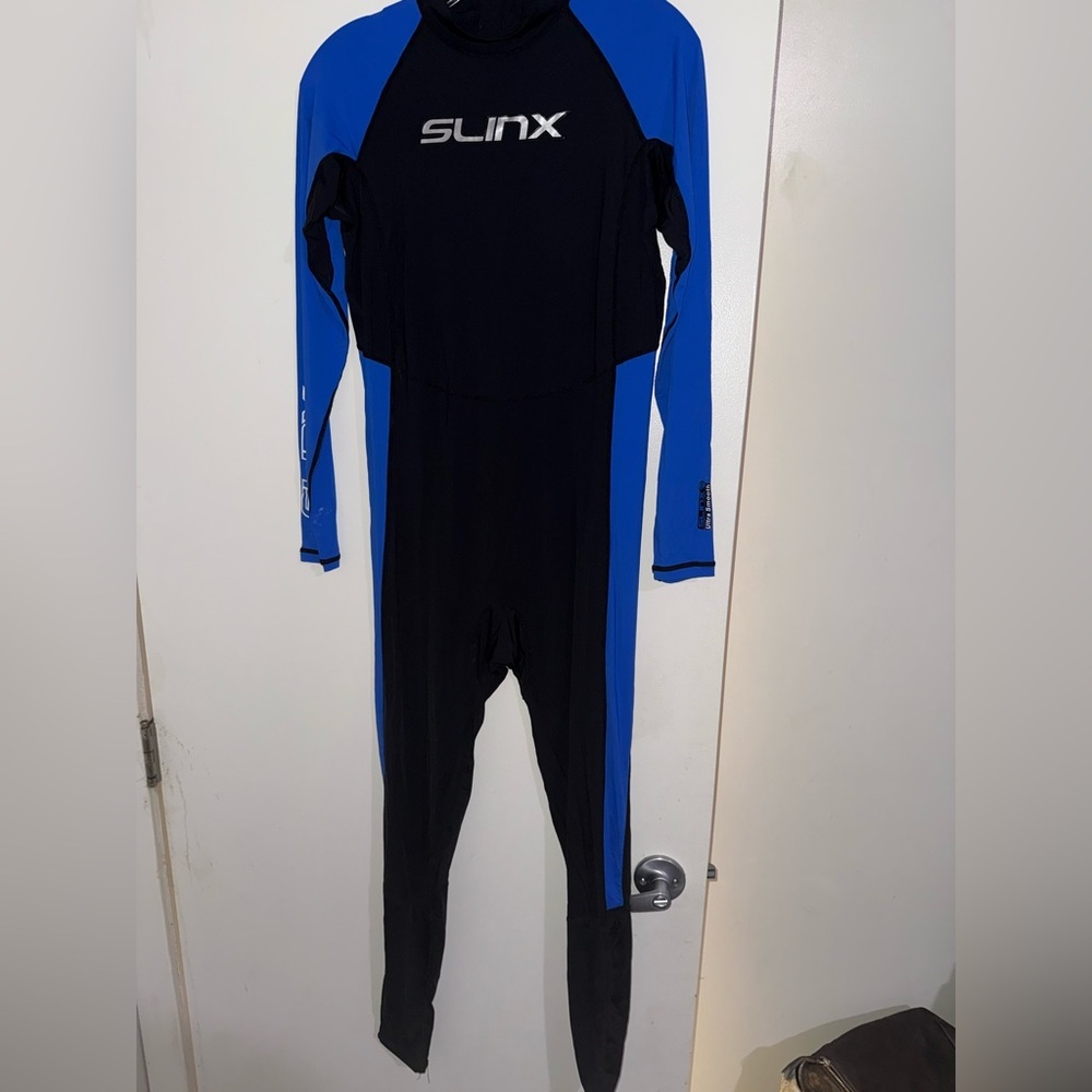SLINX Full Body Dive Skin Rash Guard Wetsuit US Small Black Blue Stirrups - Picture 12 of 14